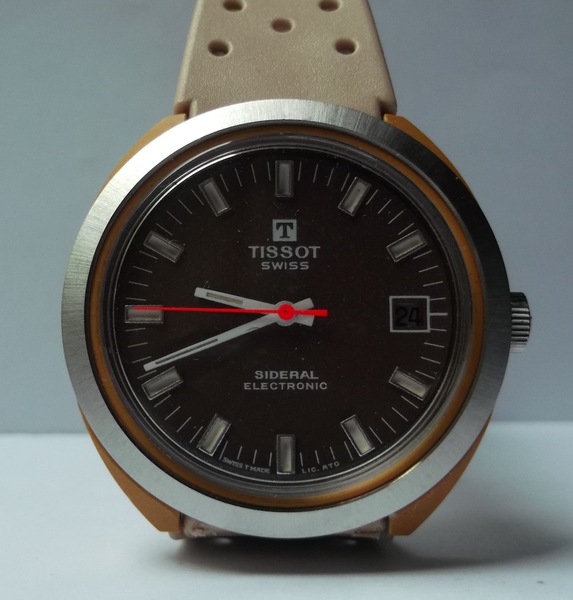 Orologi Elettrici - LA PLASTICA: UNA SCELTA VINCENTE